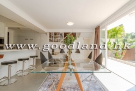 SAI KUNG Detached Village House For Sale | Lawn Garden, Deeded Parking & Communal Pool