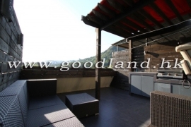 SAI KUNG Village House For Sale | Greenery View, Lovely Porch & Front Parking