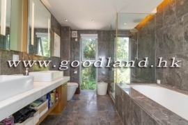 SAI KUNG Detached Village House For Sale | Greenery View, Renovated & Convenient Location