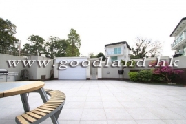 SAI KUNG Detached Village House For Sale | Close To Town, Huge Fenced Garden & 4 En-Suites
