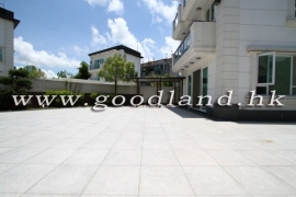 SAI KUNG Detached Village House For Sale | Close To Town, Private Gate Garden & Parking