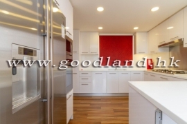 SAI KUNG Village House For Sale | Mid-Level Sea View, Renovated & Equipped Kitchen