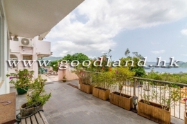SAI KUNG Village House For Sale | Mid-Level Sea View, Renovated & Equipped Kitchen