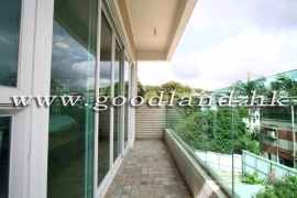 SAI KUNG Detached Village House For Sale | Convenient Location, Nice Garden & Greenery