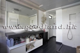 SAI KUNG Village House For Sale | Stunning Sea View, Private Roof & Equipped Kitchen