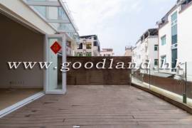 SAI KUNG Village House For Sale | High Ceiling, Partial Sea View & Spacious Layout