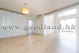 SAI KUNG Village House For Sale | High Ceiling, Partial Sea View & Spacious Layout