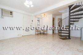 SAI KUNG Village House For Sale | Open Greenery View, 2 Parking Spaces & 3 En-Suites