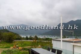 SAI KUNG Detached Village House For Sale | Peaceful Location, Garden & Equipped Kitchen