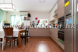 SAI KUNG Detached Village House For Sale | Peaceful Location, Garden &amp; Equipped Kitchen