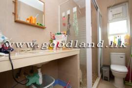SAI KUNG Detached Village House For Sale | Peaceful Location, Garden & Equipped Kitchen