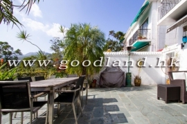 SAI KUNG Village House For Sale | Sea View All Levels, Communal Pool & Equipped Kitchen