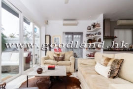 SAI KUNG Village House For Sale | Sea View All Levels, Communal Pool & Equipped Kitchen