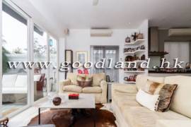 SAI KUNG Village House For Sale | Sea View All Levels, Communal Pool & Equipped Kitchen