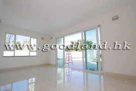 SAI KUNG Fully Detached House For Sale | Convenient Location & Huge Fenced Garden