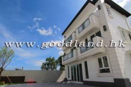SAI KUNG Fully Detached House For Sale | Convenient Location & Huge Fenced Garden