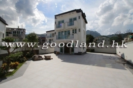 SAI KUNG Fully Detached House For Sale | Convenient Location & Huge Fenced Garden