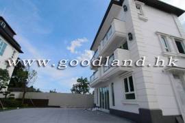 SAI KUNG Fully Detached House For Sale | Convenient Location & Huge Fenced Garden