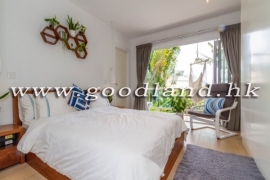 SAI KUNG Village House For Sale | Large Private-Gate Garden, Parking & Green View