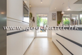 SAI KUNG Village House For Sale | Large Private-Gate Garden, Parking & Green View