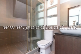 SAI KUNG Duplex Village House For Sale | Detached Duplex, Front Porch & Parking