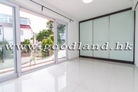 SAI KUNG Duplex Village House For Sale | Detached Duplex, Front Porch & Parking