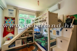 SAI KUNG Village House For Sale | Communal Pool, Covered Parking & Modern Renovation