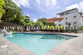 SAI KUNG Village House For Sale | Communal Pool, Covered Parking & Modern Renovation