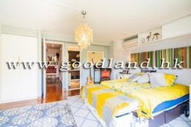 SAI KUNG Village House For Sale | Communal Pool, Covered Parking & Modern Renovation