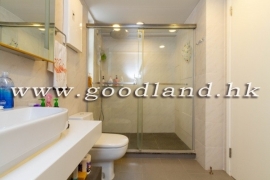 SAI KUNG Village House For Sale | High Ceiling, Multi Parking &amp; Close to Main Road