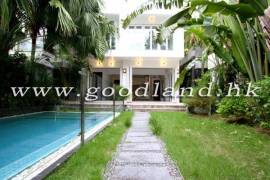 SAI KUNG Village House For Sale | Private Pool, Green Lawn Garden & Gated Parking