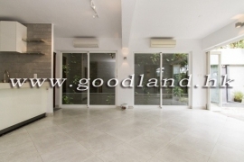 SAI KUNG Village House For Sale | Private Pool, Green Lawn Garden &amp; Gated Parking