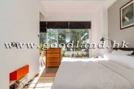 SAI KUNG End Unit Village House For Sale | Huge Garden, Sea View & 3 En-Suites