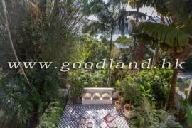 SAI KUNG End Unit Village House For Sale | Huge Garden, Sea View & 3 En-Suites