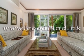 SAI KUNG Village House For Sale | Lawn Garden, Greenery View & Parking Next to House