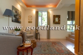 SAI KUNG Village House For Sale | Lawn Garden, Greenery View & Parking Next to House