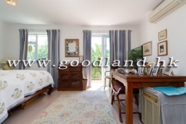 SAI KUNG Village House For Sale | Lawn Garden, Greenery View & Parking Next to House