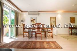 SAI KUNG Village House For Sale | Lawn Garden, Greenery View & Parking Next to House