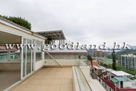 SAI KUNG Village House For Sale | Two Storey Home Close to Town with Equipped Kitchen