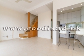 SAI KUNG Village House For Sale | Two Storey Home Close to Town with Equipped Kitchen