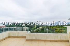 SAI KUNG Village House For Sale | Two Storey Home Close to Town with Equipped Kitchen