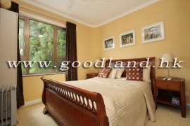 SAI KUNG Village House For Sale | Mid-Level Complex, Communal Pool & 4 Bedrooms
