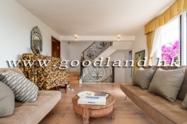 SAI KUNG Village House For Sale | Full Sea View, Fenced Garden & 2 En-Suites