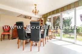 SAI KUNG Village House For Sale | Full Sea View, Fenced Garden & 2 En-Suites