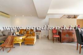 SAI KUNG Village House For Sale | Full Sea View, Fenced Garden & 2 En-Suites