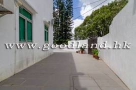SAI KUNG Detached Village House For Sale | Yacht Club Location, Sea View & Garden