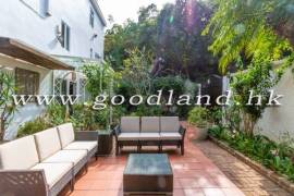 SAI KUNG End Unit Village House For Sale | Private Gate, Town View & Garden