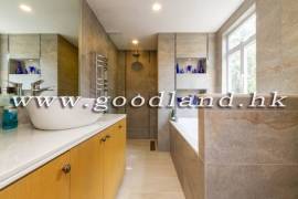 SAI KUNG End Unit Village House For Sale | Private Gate, Town View & Garden