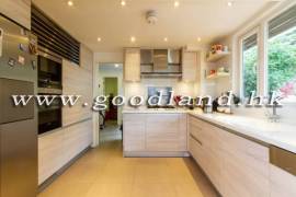 SAI KUNG End Unit Village House For Sale | Private Gate, Town View & Garden