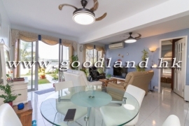 SAI KUNG Village House For Sale | Waterfront Location, Big Garden & 3 Bedrooms